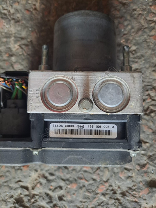 Citroën c4 abs beyni çıkma