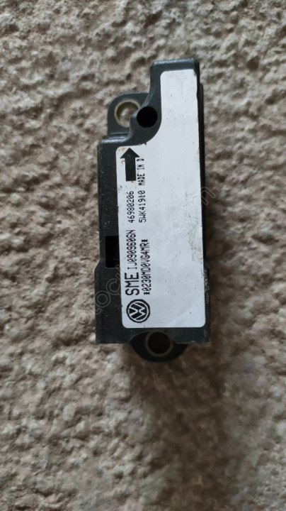 Wolkswagen Passat çıkma hava yastığı sensörü 5wk41910