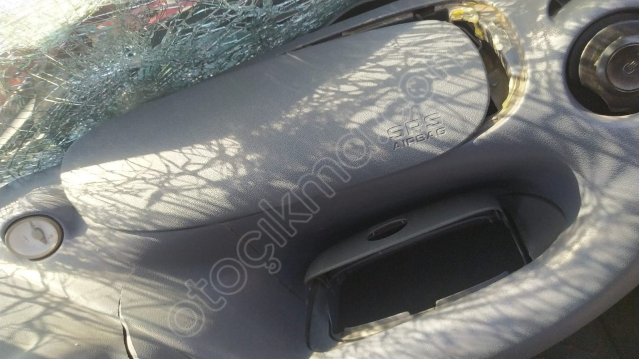 ford ka çıkma sağ airbag kapağı