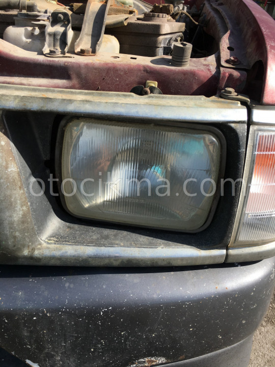 1999 TOYOTA HİLUX LN145  ÇIKMA FAR LAMBASI