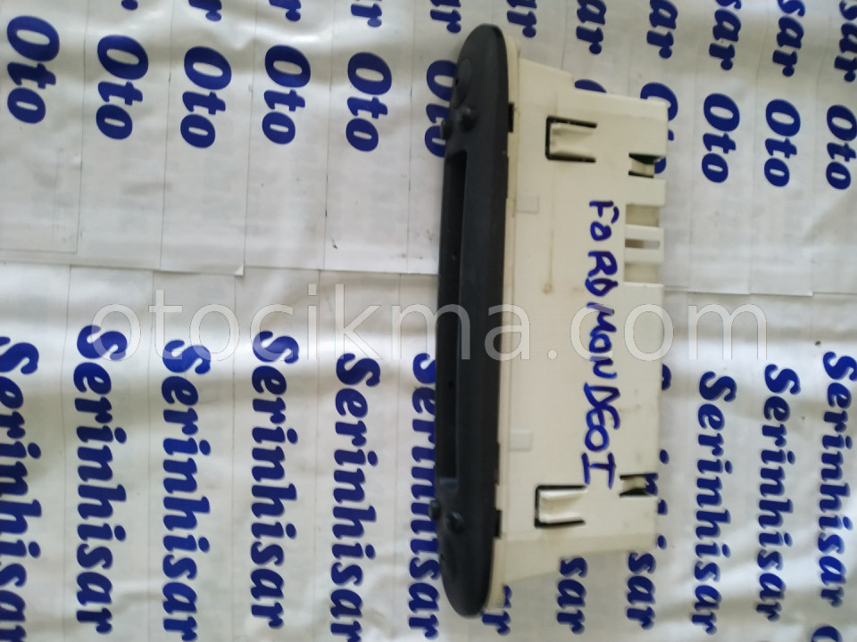 Ford Mondeo 1 dijital zaman saati.