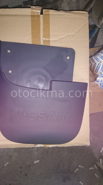 NİSSAN TERRANO ÇAMURLUK