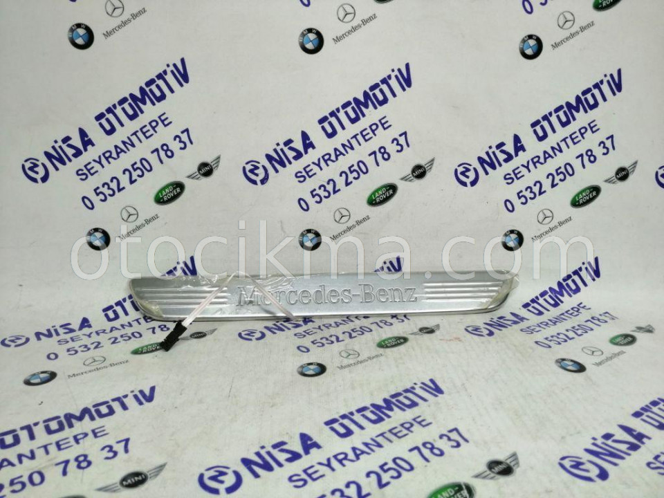 MERCEDES E SERİSİ W213 ÖN SOL KAPI EŞİĞİ AYDINLATMA 14-18