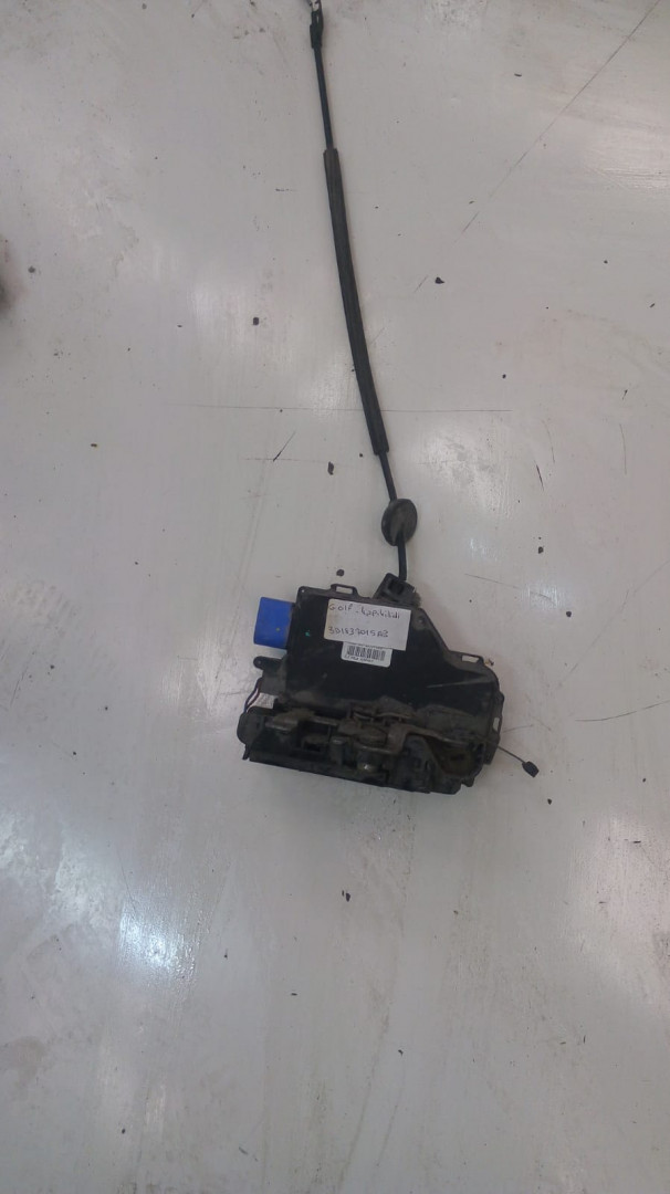 VOLKSWAGEN GOLF7-JETTA-A3 KAPI KİLİDİ