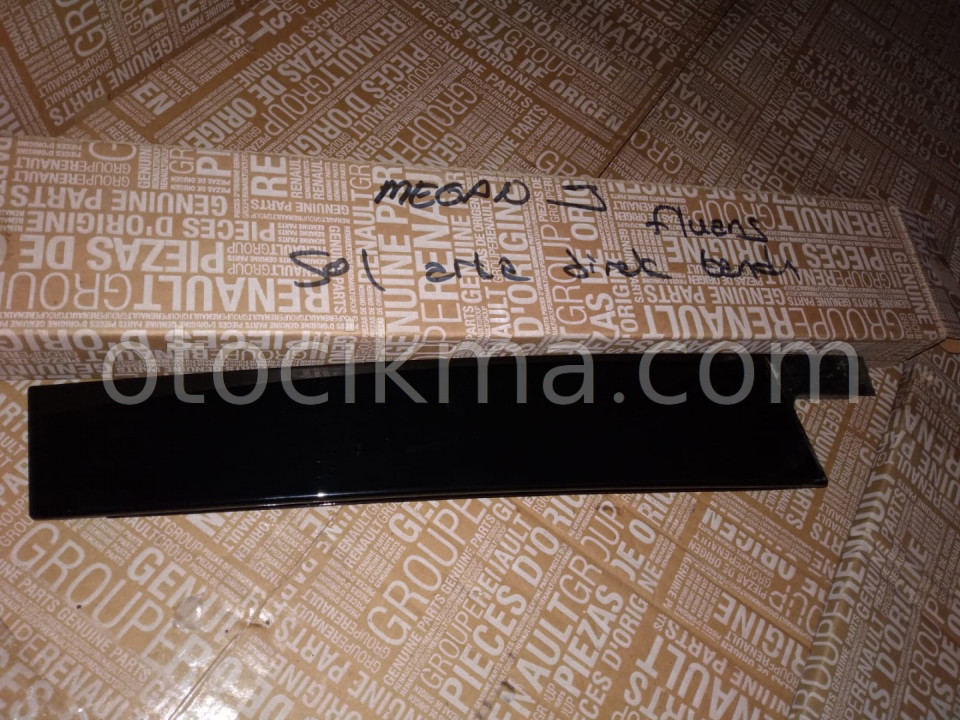 Renault Megane 3 Fluence sol arka direk bandı