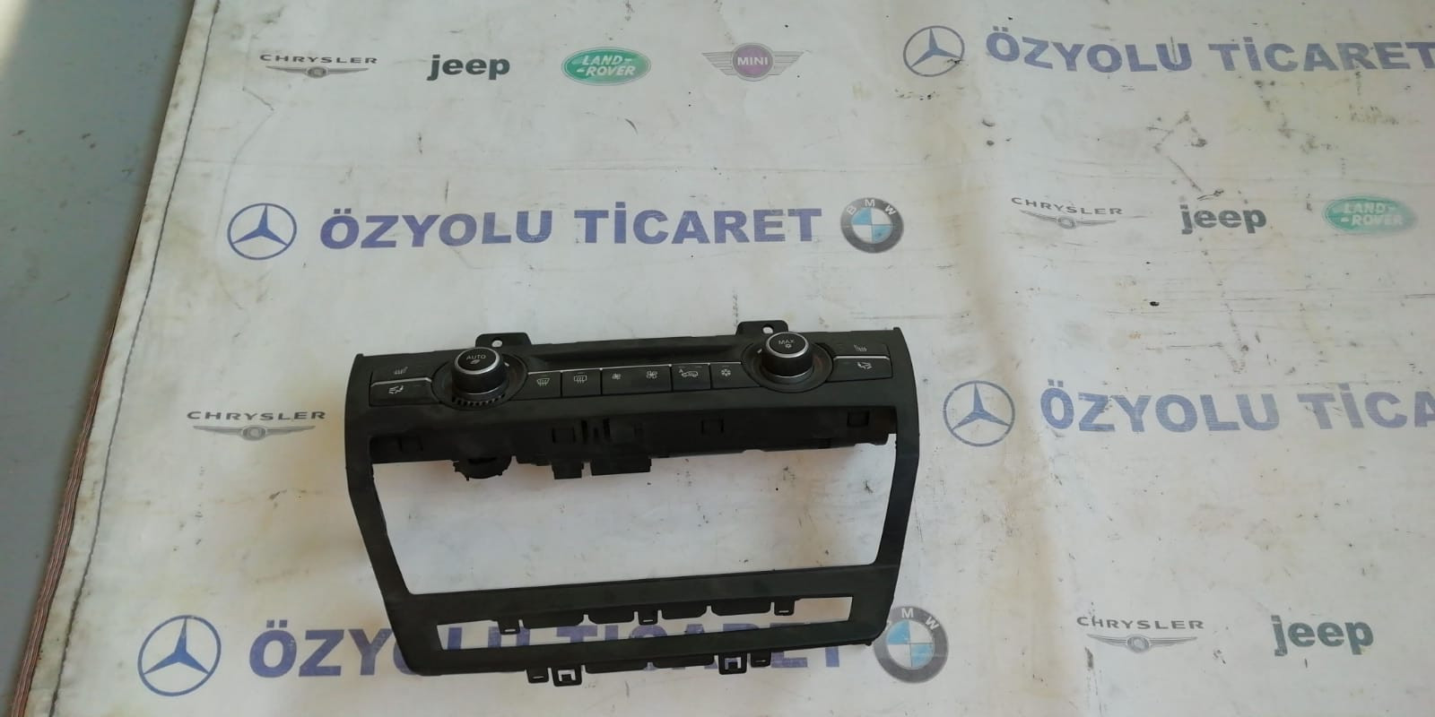 BMW e71 X6 klima kumanda paneli ve çerçevesi 9157555