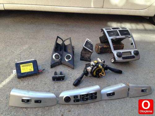 tüm seri kia sportage orjinal çıkma araç içi parçalar mevcut