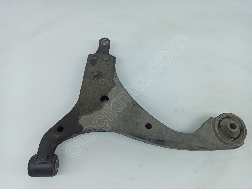 HYUNDAİ İ30 SOL ÖN SALINCAK