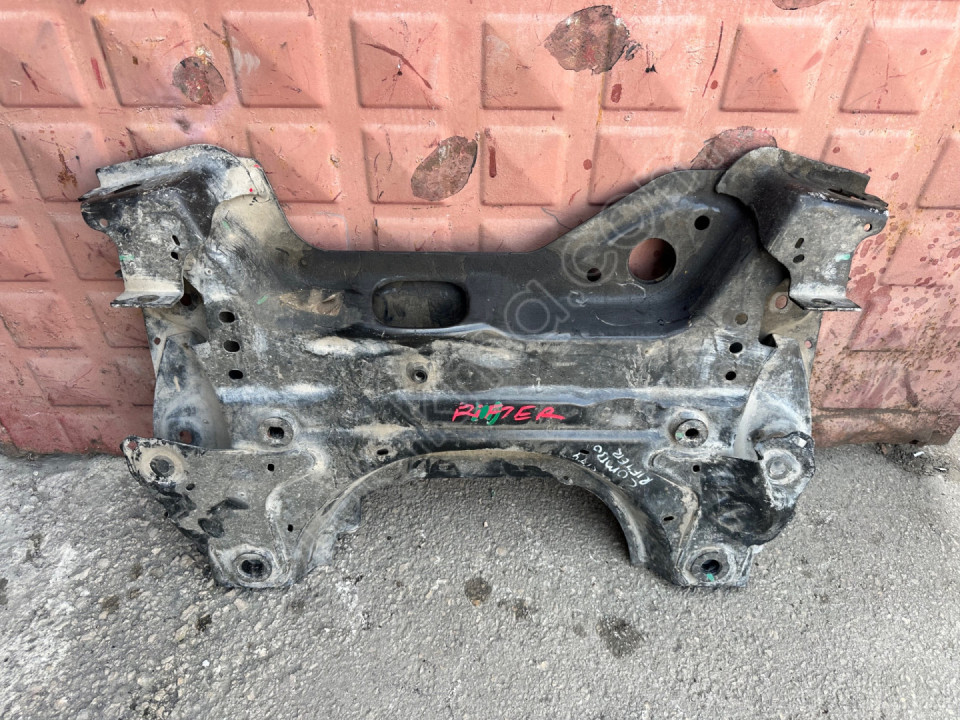 Toyota Proace City Çıkma motor traversi