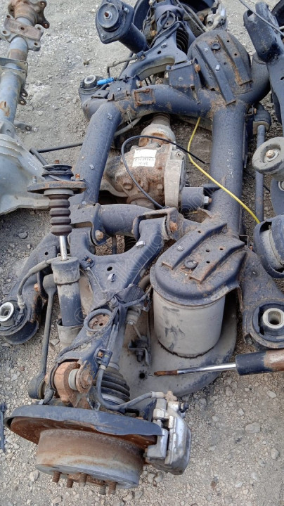 LAND ROVER RANGE ROVER ARKA DİNGİL GÜÇMANLAR OTO