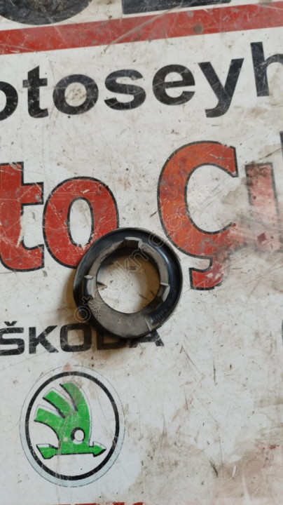 48257-0D010 Toyota Corolla 2018 arka helezon üst lastiği