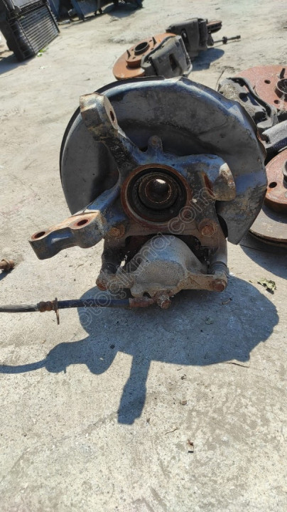 TOYOTA COROLLA SAĞ ÖN TAŞIYICI CIKMA CEP: 0541 570 02 94