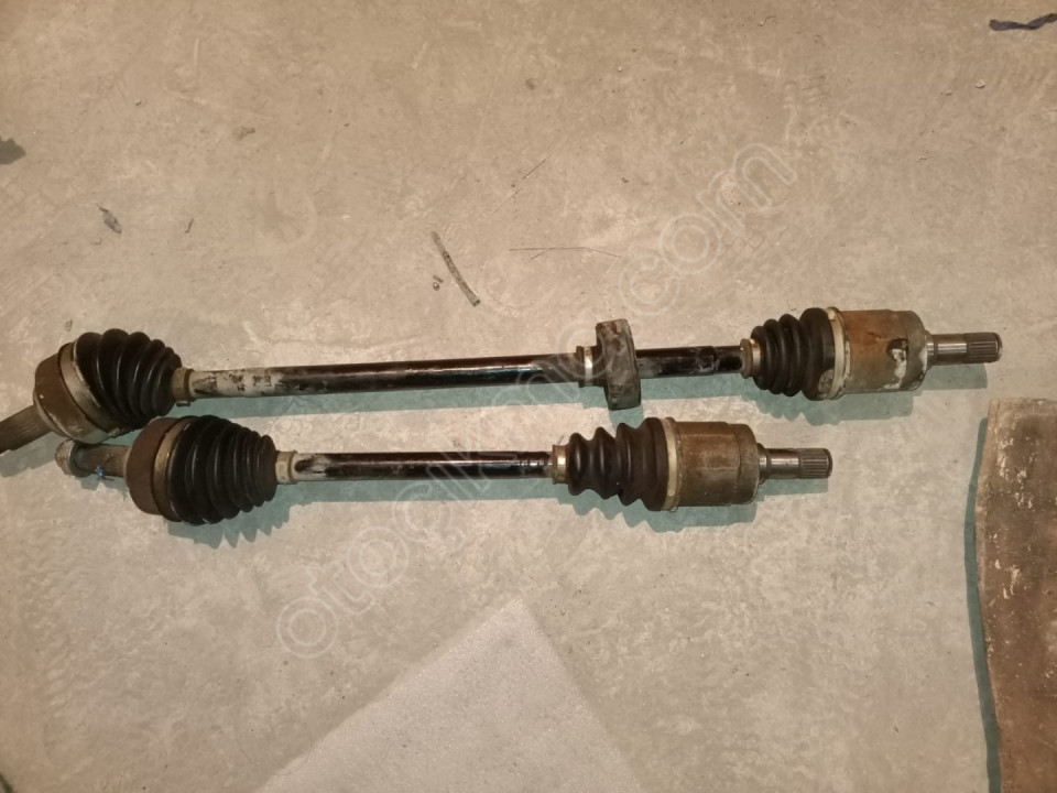 2002 2006 Honda jaaz çıkma orjinal aks