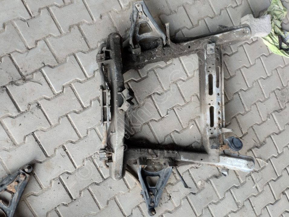 Renault 19 motor traversi 1997 2001