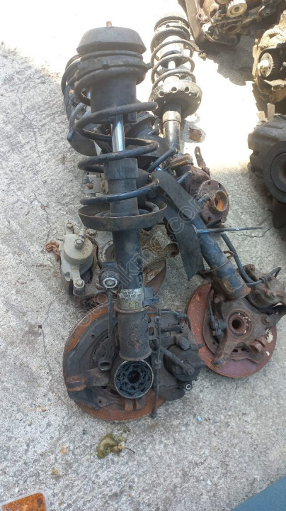 opel vectra b çıkma sol ön taşıyıcı komple