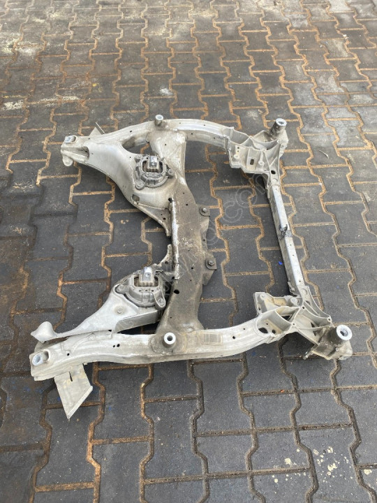 BMW G30 520 530 ÇIKMA ORJİNAL MOTOR TRAVERSİ