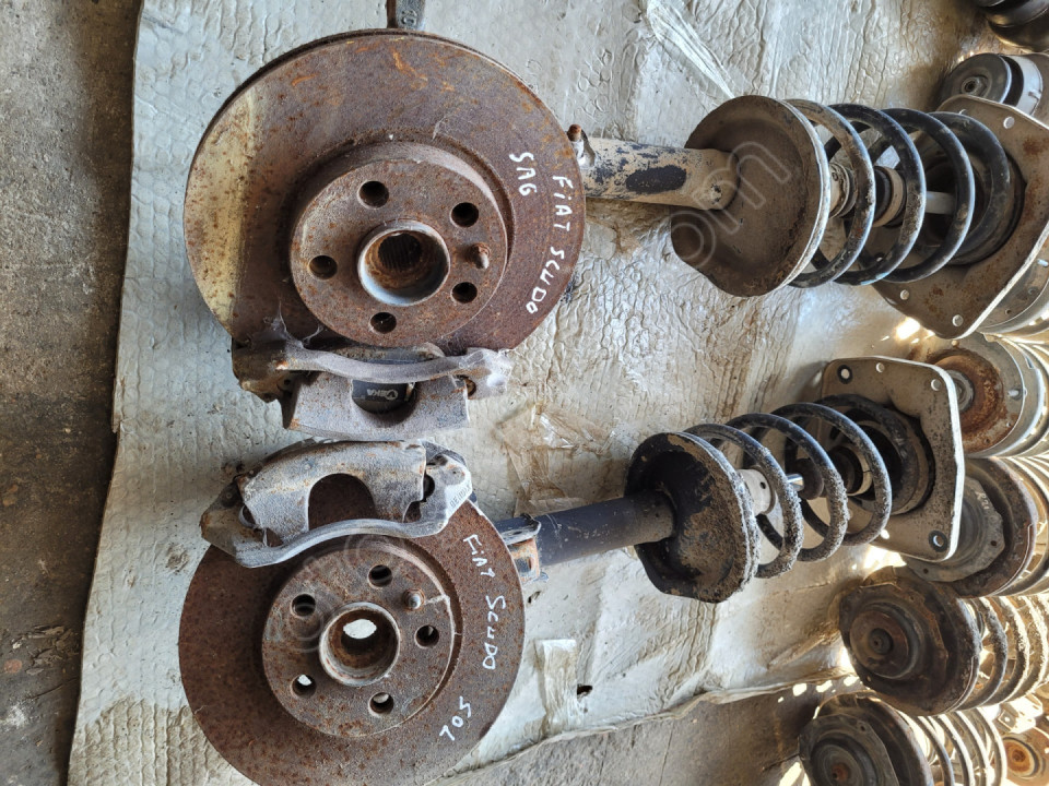 Fiat scudo sağ ön taşıyıcı