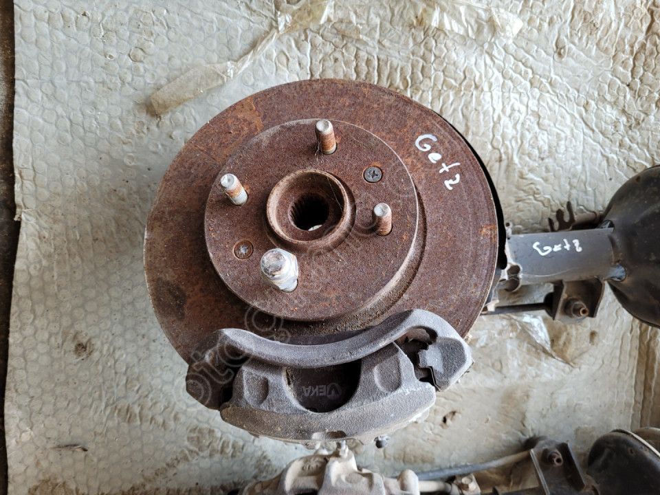 Hyundai getz sağ ön taşıyıcı