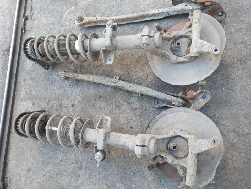 FORD MONDEO 2 ARKA HELEZON YAYI