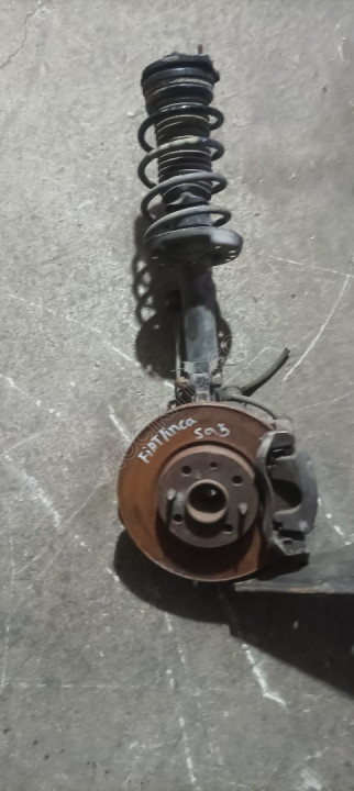 FİAT LİNEA SAĞ  ON TAŞIYICI