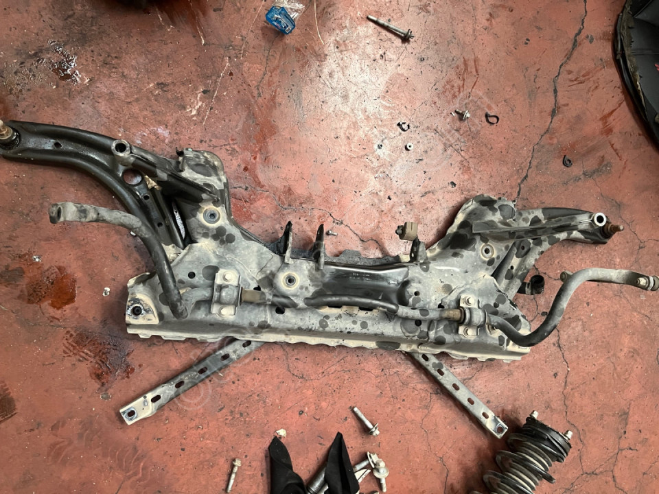 FORD TOURNEO COURİER TRAVERS YİĞİT OTO ANKARA