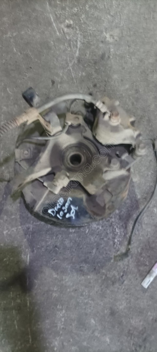 DACİA LOGAN SOL ÖN TAŞIYICI