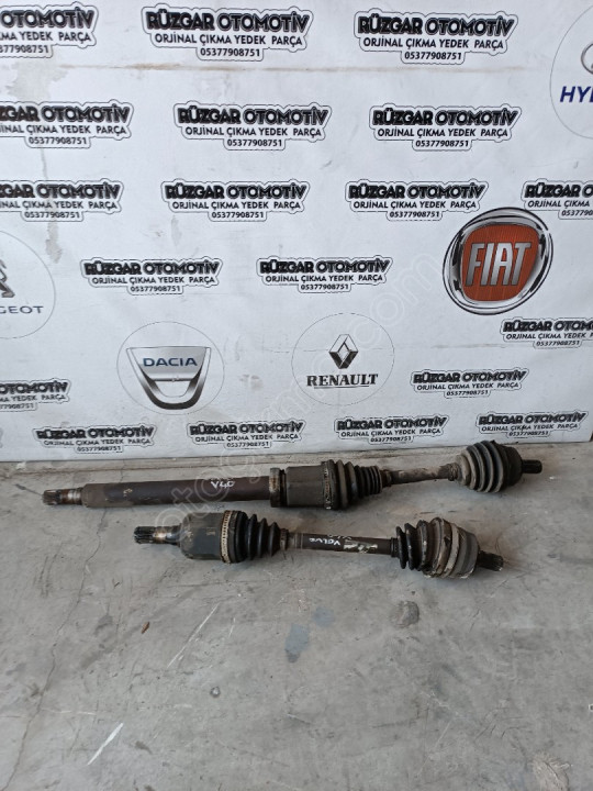 Volvo V40 sağ sol ön aks