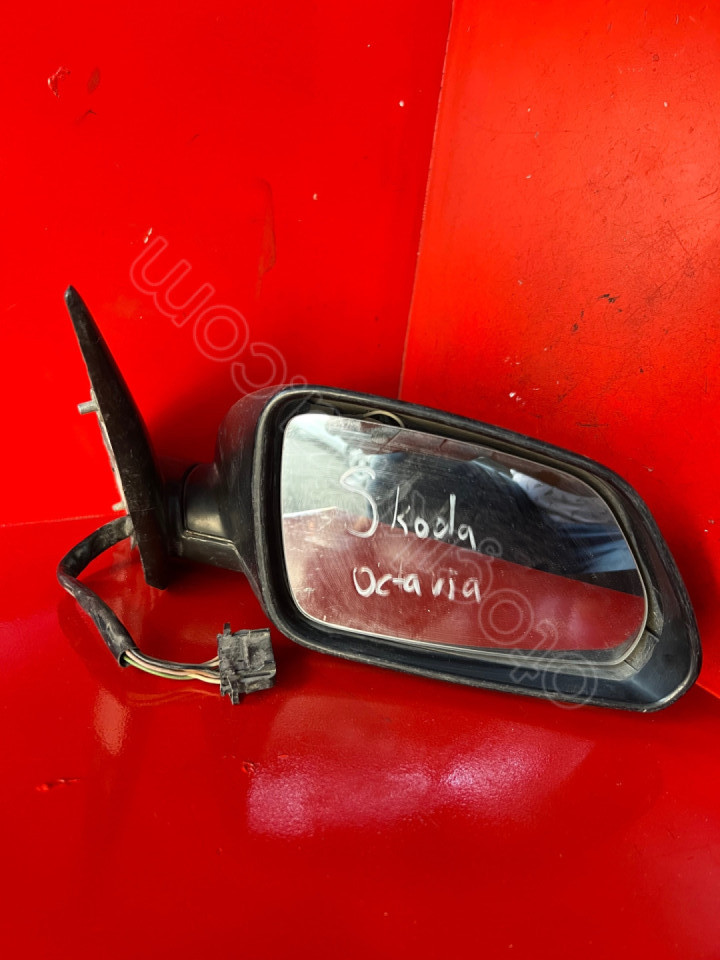 SKODA OCTAVİA 2 SAĞ DİKİZ AYNA ÇIKMA PARÇA ORİJİNAL