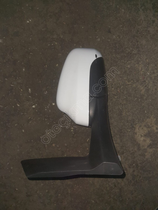 2018 TOURNEO COURIER SOL AYNA ÜNALLAR OTO YEDEK PARÇA’’DA