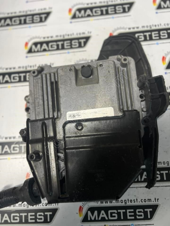 0281011533 3M51-12A650-HD FORD FOCUS MOTOR BEYNİ