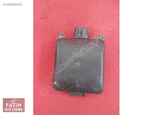 VOLVO XC40 KOR NOKTA BEYNİ 32286570