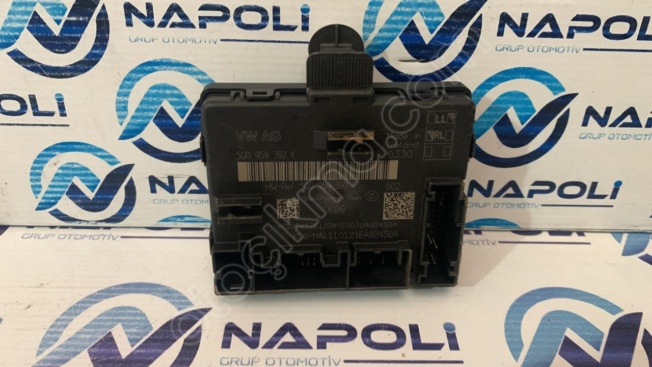 5Q0959392K A3 Q2 Q3 GOLF KAPI BEYNİ 2017/2023