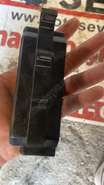 skoda octavia 2018 park kontrol beyni braketi