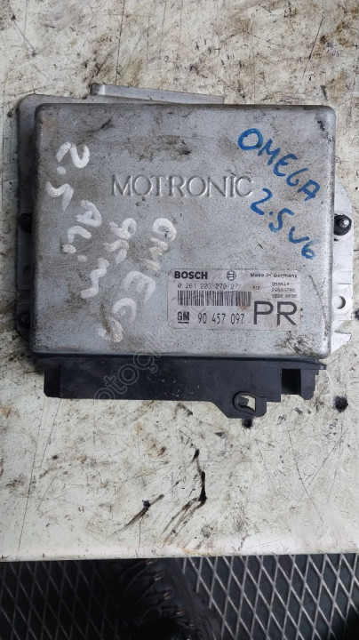 OPEL OMEGA B 2.5 V6 MOTOR BEYNİ ÇIKMA ORJİNAL 90457097 PR