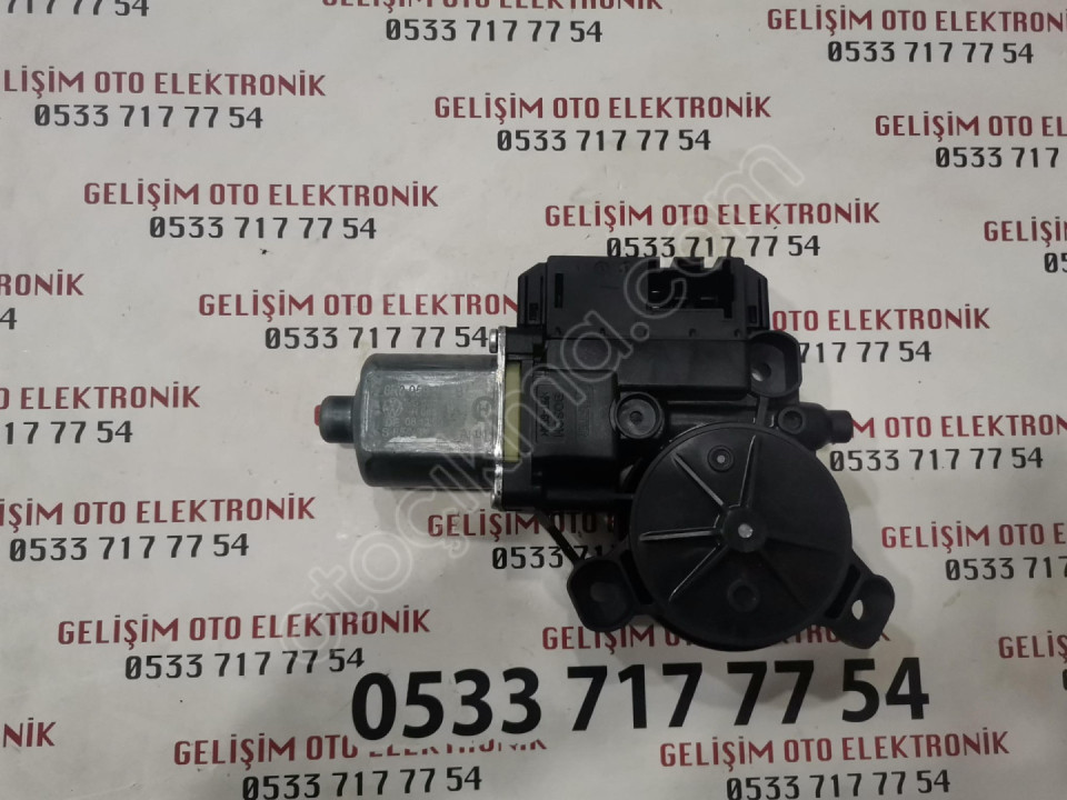 6R0959812B VOLKSWAGEN POLO 2010-2018 ARKA SAĞ CAM MOTORU