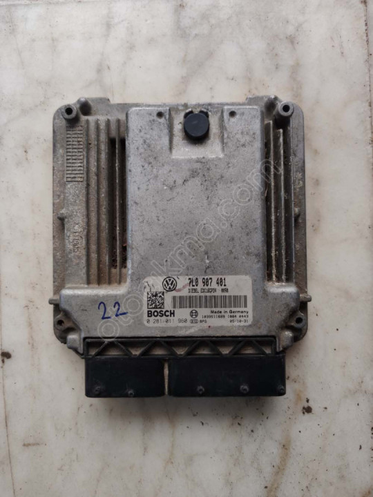 Volkswagen Touareg 3.0 TDI Motor Beyni 7L0907401 0281011960