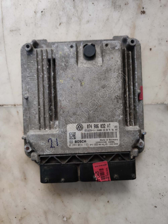 Volkswagen Crafter Motor Beyni 074906032AT - 0281014133