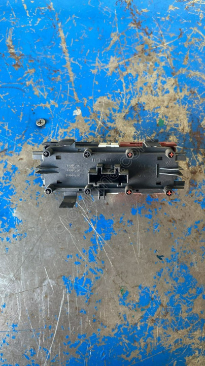 Renault fluance sol ön cam modülü