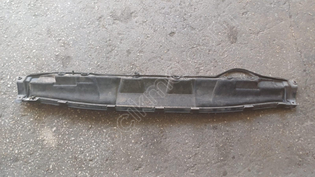 Renault Fluence megane 3 ön cam alt kapama sacı