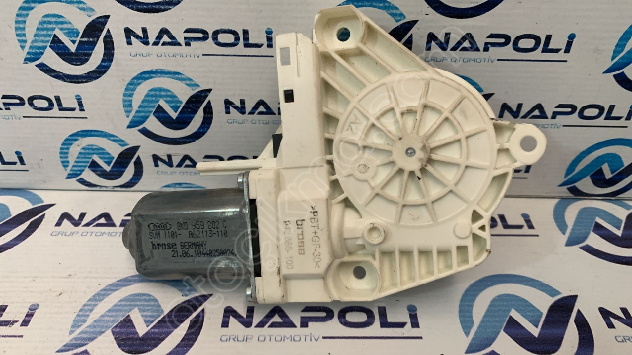 8K0959802C AUDİ A1 SAĞ ÖN KAPI CAM MOTORU 2011/2018