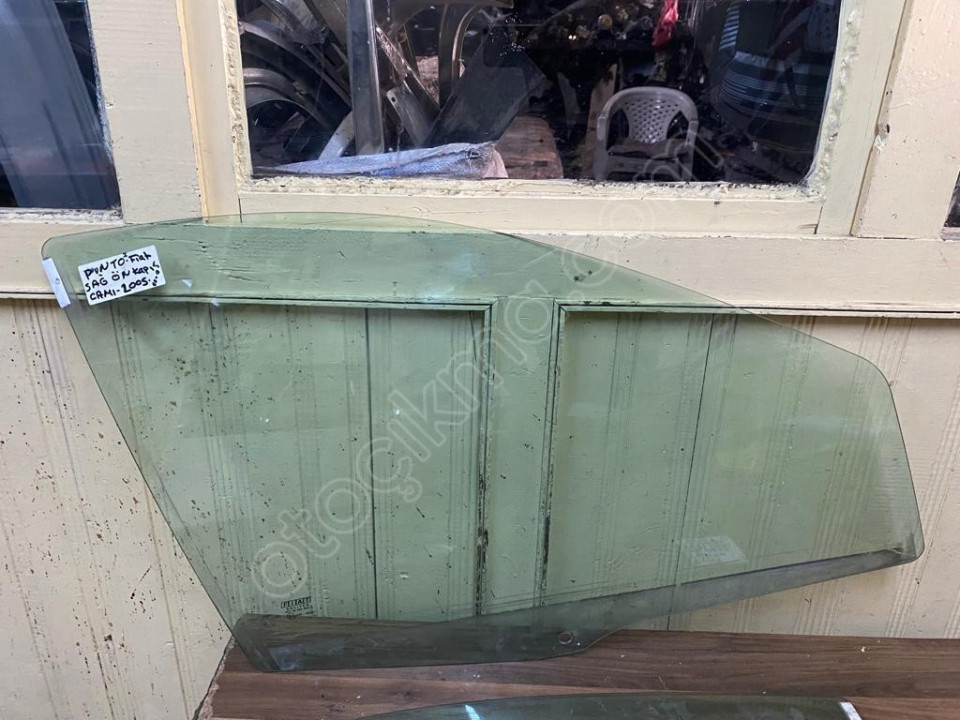 FİAT PUNTO SAĞ ÖN KAPI CAMI 2000-2005 MODEL