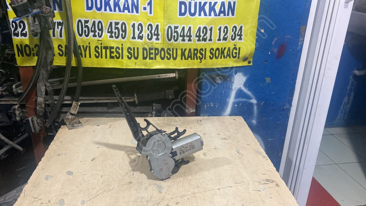 FİAT FİORİNO ARKA CAM SİLGEÇ MOTORU
