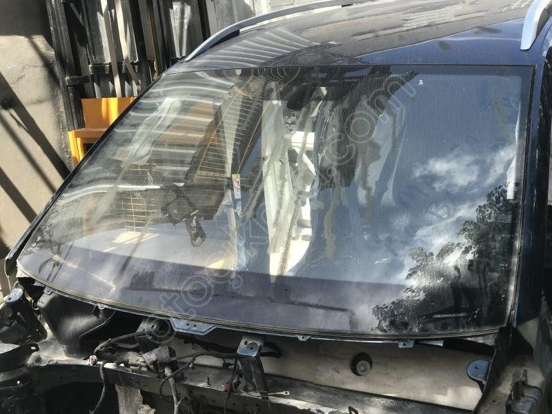 SKODA KAROQ 2017 2023 ÖN CAM (KARARTILMIŞ CAM ) 57A845011A