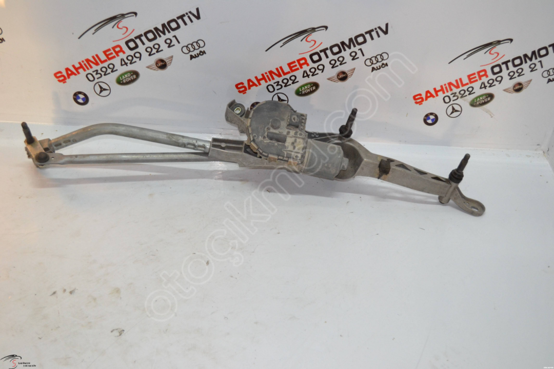 MERCEDES E SERİSİ A212 W212 ÖN CAM SİLECEK MOTORU