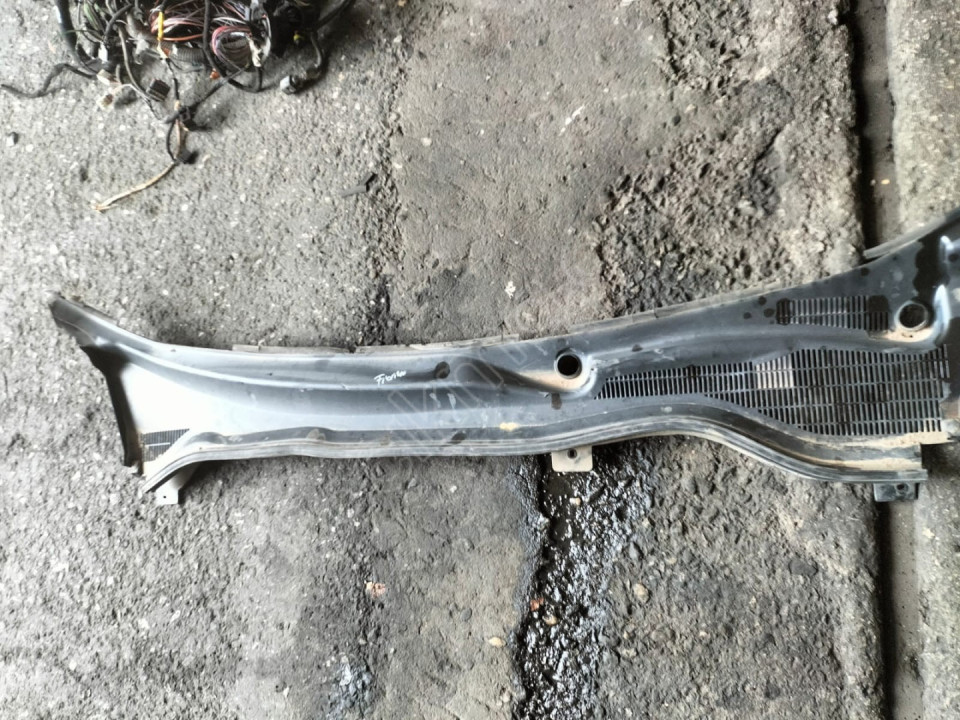 FİAT FİORİNO ÖN CAM IZGARASI