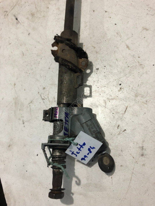 Volkswagen Jetta 1982 Direksiyon Kolonu, Mafsalı 171905851