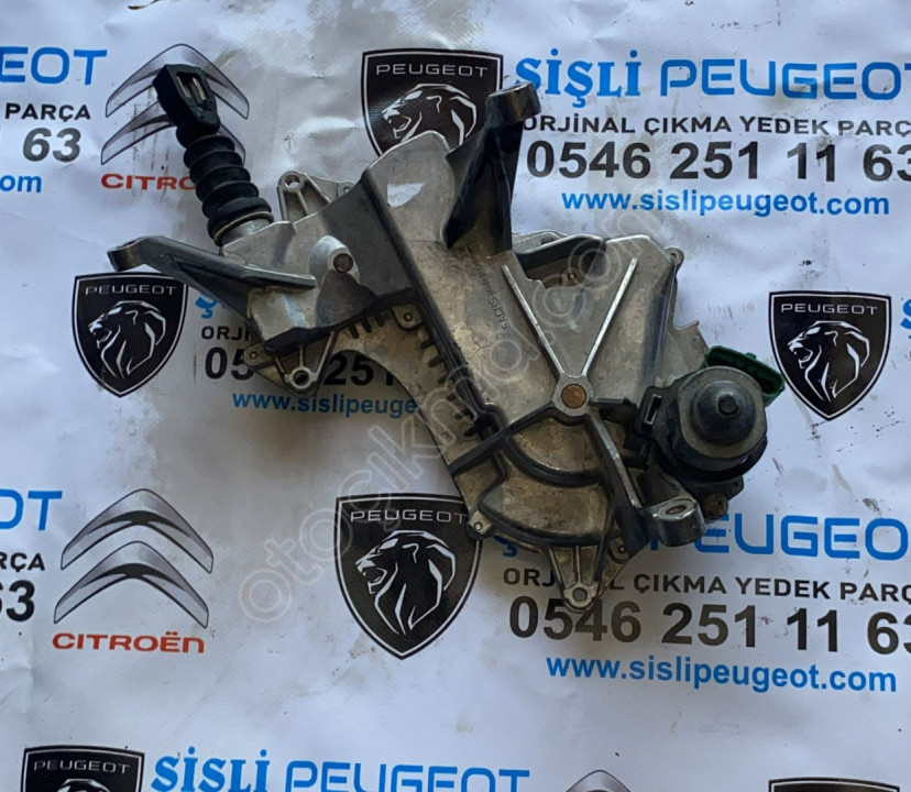 PEUGEOT 208 DEBRİYAJ ROBOTU ORJİNAL ÇIKMA