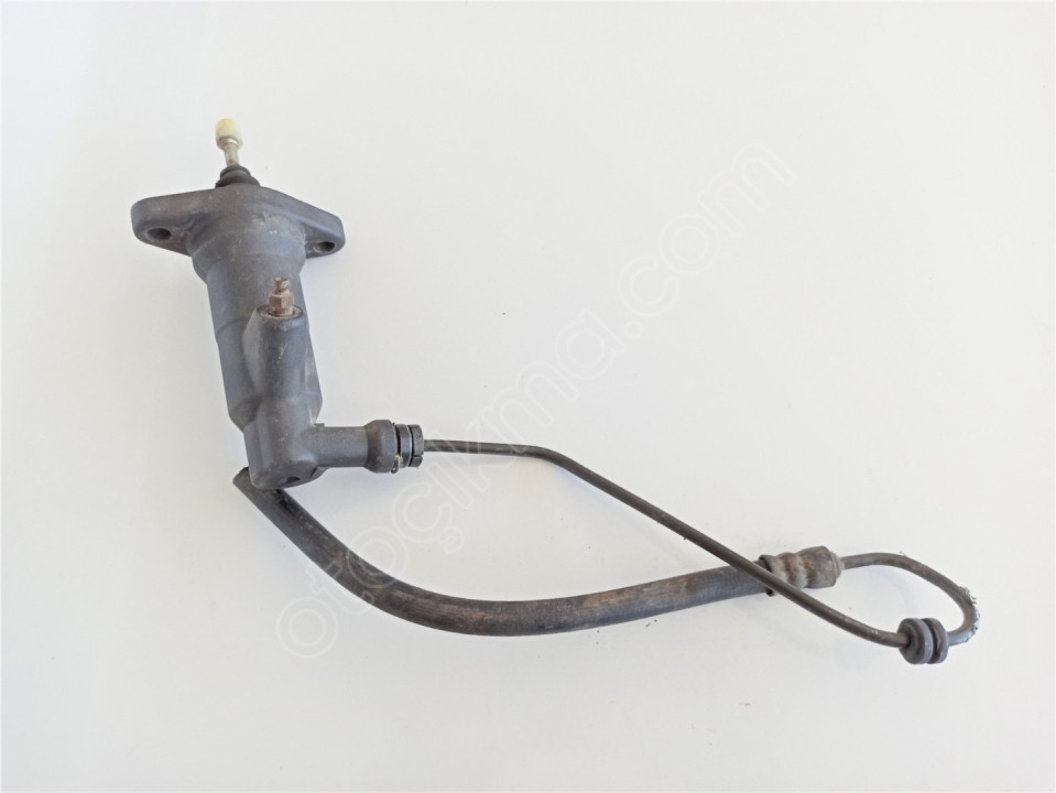 VW Caddy Debriyaj Alt Merkezi ve Hortumu Çıkma 1K0721261A