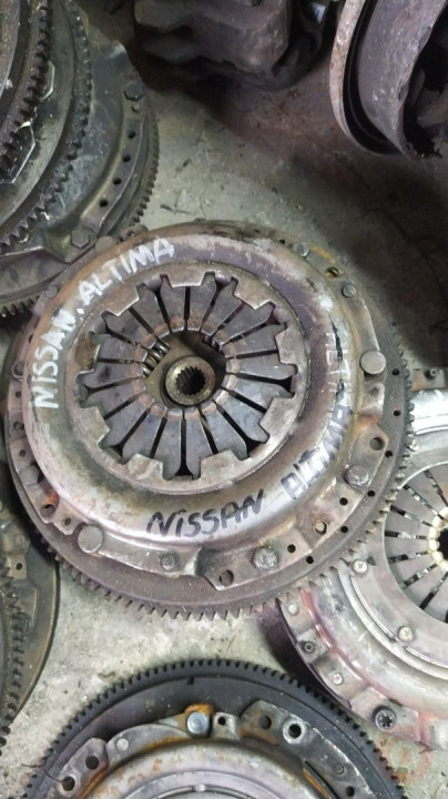 Nissan altıma baskı balata volant çıkma