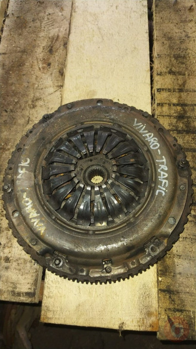 Vivaro Renault trafic baskı balata volant çıkma